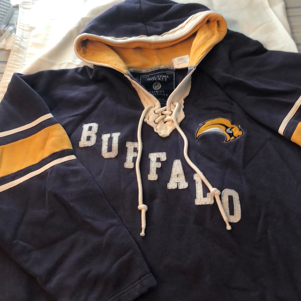 Buffalo Sabre’s Hoody
